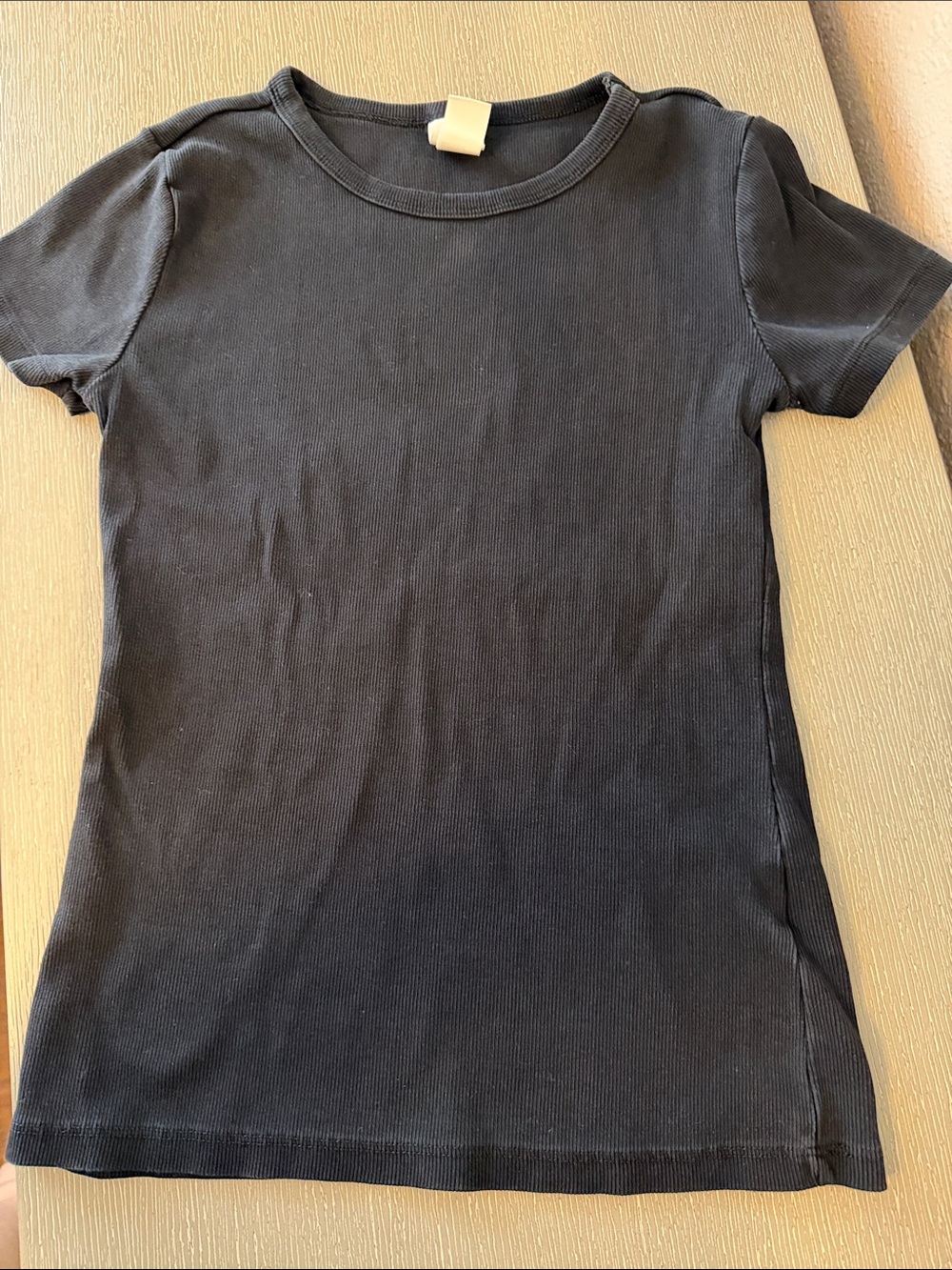 H&M Navy Ribbed Crewneck Top. Soft and stretchy